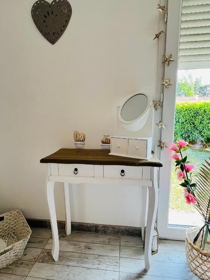 Un Coin Tropical En Provence ! Hotell LʼIsle-sur-la-Sorgue Eksteriør bilde