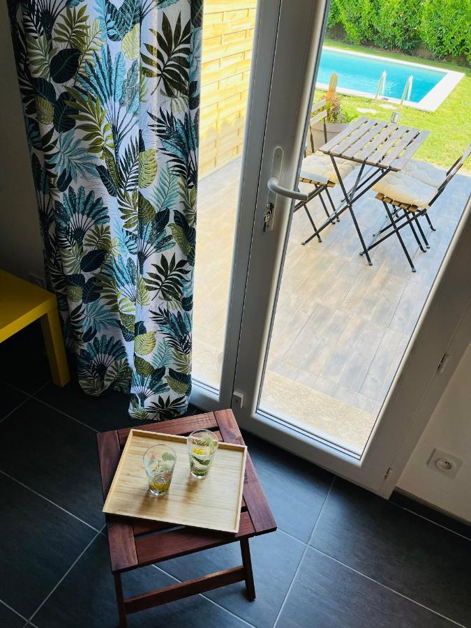 Un Coin Tropical En Provence ! Hotell LʼIsle-sur-la-Sorgue Eksteriør bilde